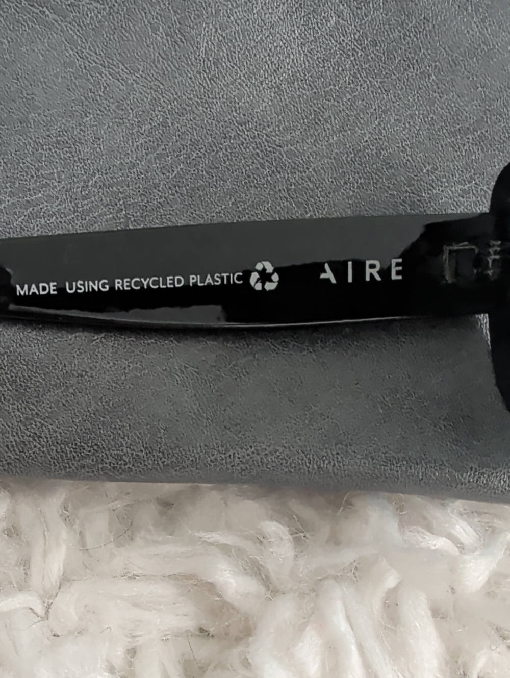 AIRE Black Rectangle Sunglasses- Sleek Modern Design - Picture 3 of 7